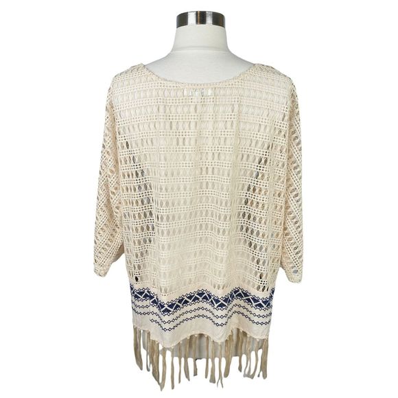 Umgee Boho Crochet Fringe Top - Size Small (Oversized) - Picture 3 of 4